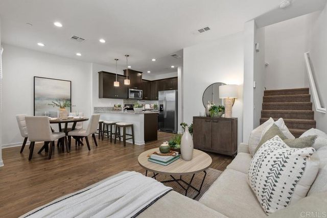 4136 Rio Azul Way, Oceanside, CA 92057