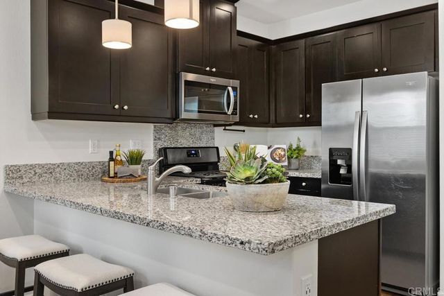4136 Rio Azul Way, Oceanside, CA 92057