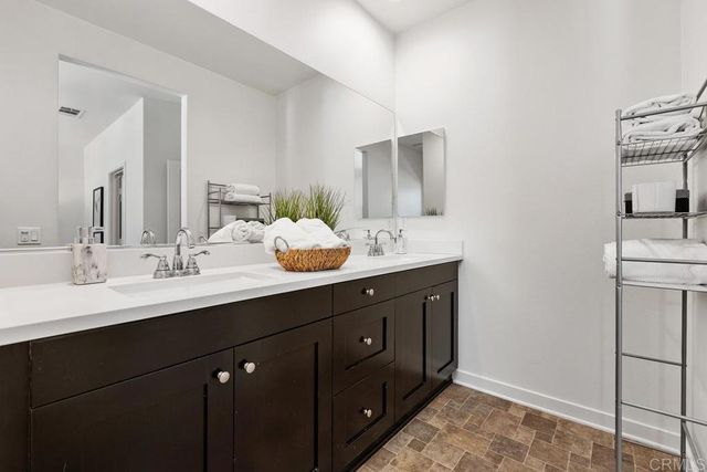 4136 Rio Azul Way, Oceanside, CA 92057