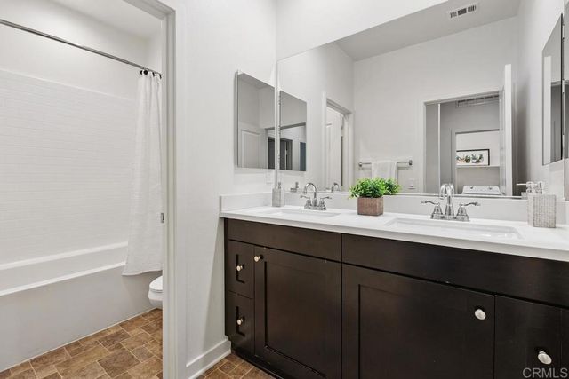 4136 Rio Azul Way, Oceanside, CA 92057
