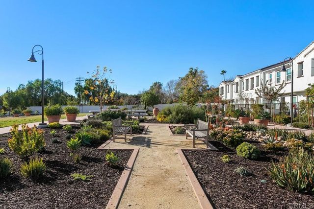 4136 Rio Azul Way, Oceanside, CA 92057