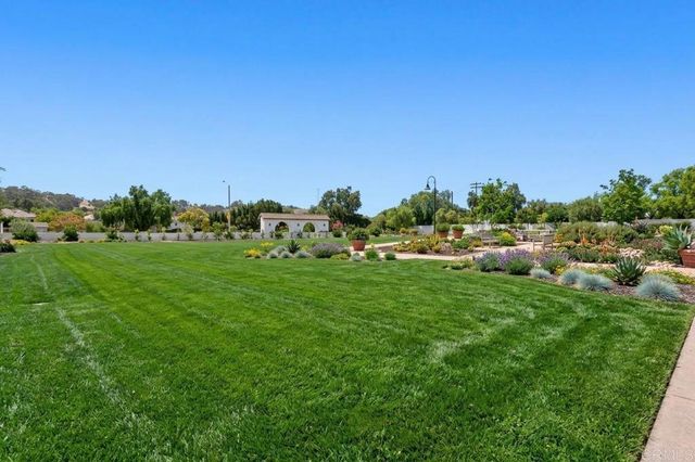 4136 Rio Azul Way, Oceanside, CA 92057