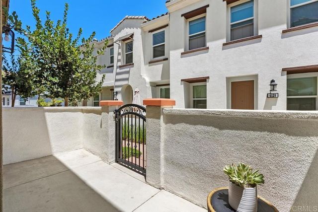 4136 Rio Azul Way, Oceanside, CA 92057