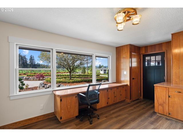15060 Sw HILLSBORO Hwy, Hillsboro, OR 97123