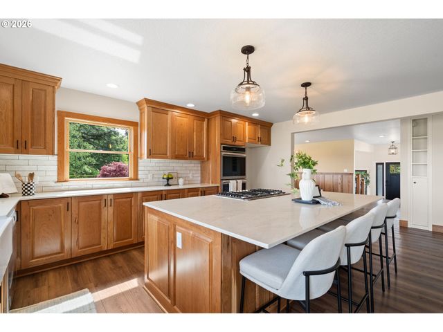 15060 Sw HILLSBORO Hwy, Hillsboro, OR 97123