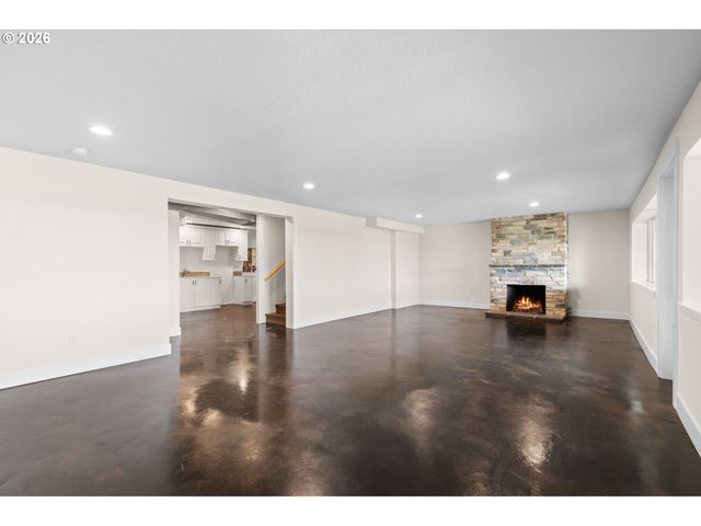 15060 Sw HILLSBORO Hwy, Hillsboro, OR 97123