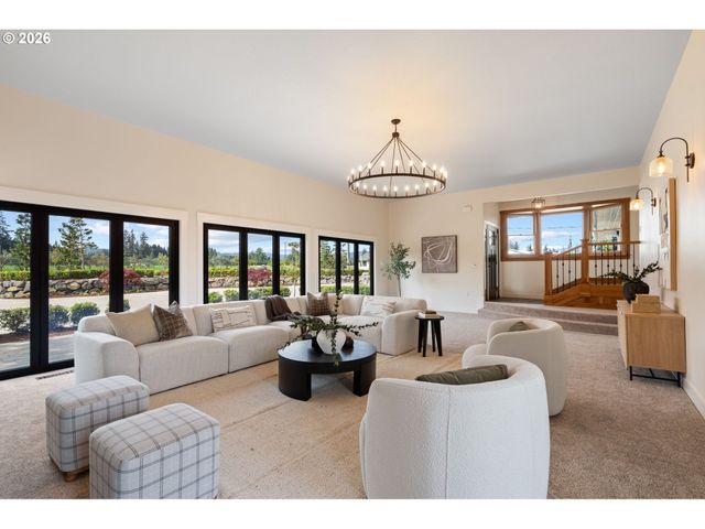 15060 Sw HILLSBORO Hwy, Hillsboro, OR 97123