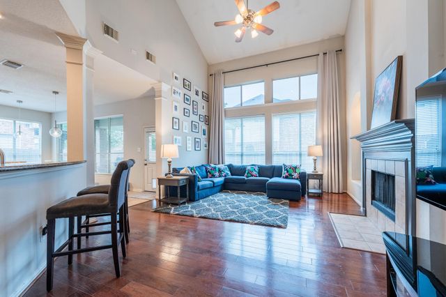 14619 Woodside Crossing Lane, Humble, TX 77396