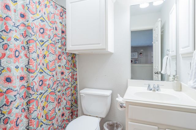 14619 Woodside Crossing Lane, Humble, TX 77396