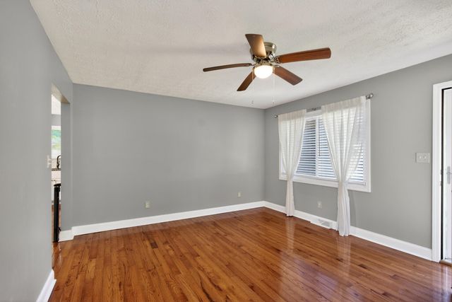 1407 Beulah Park, Lexington, KY 40517