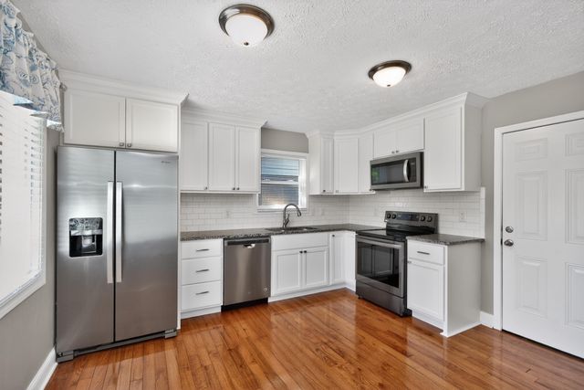 1407 Beulah Park, Lexington, KY 40517
