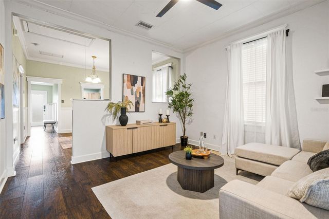 816 W IDLEWILD AVENUE, Tampa, FL 33604