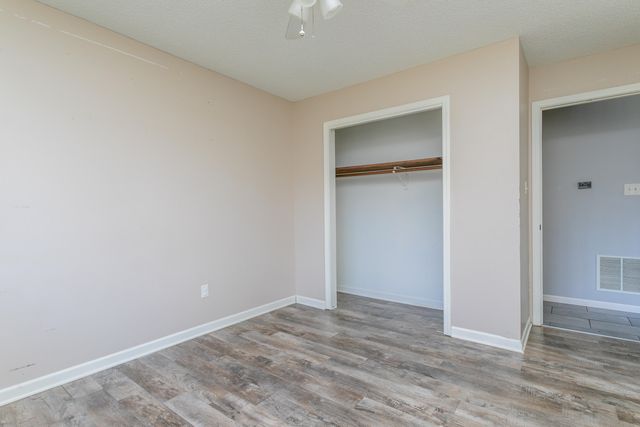 5700 E LEE RD, Hartsburg, MO 65039