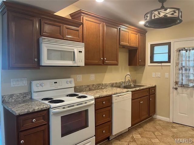 4436 Brenton Avenue, St Louis, MO 63134