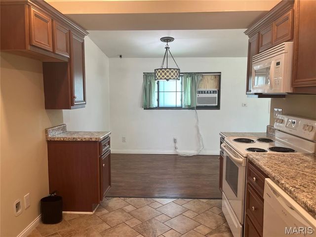 4436 Brenton Avenue, St Louis, MO 63134