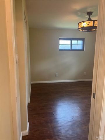 4436 Brenton Avenue, St Louis, MO 63134