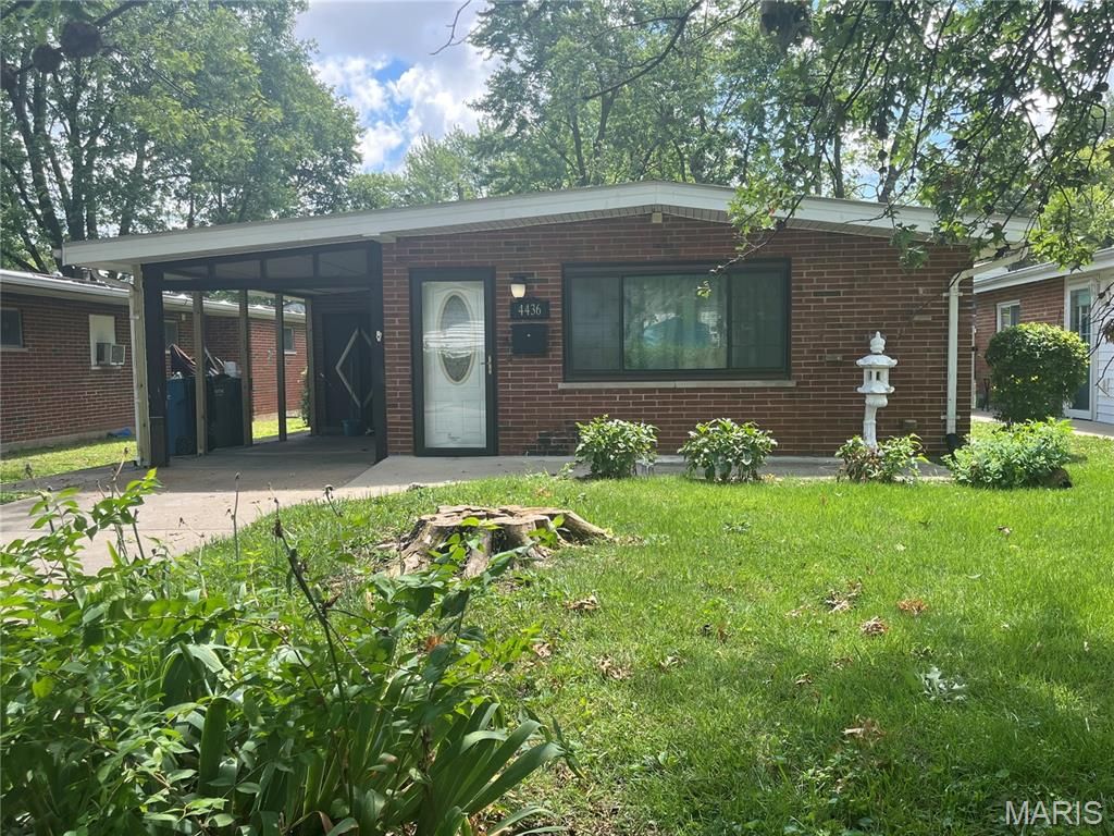 4436 Brenton Avenue, St Louis, MO 63134