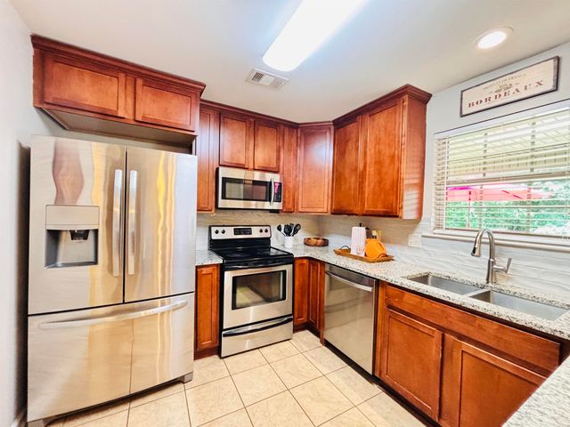 116 Sahalee Cove, Haskell, AR 72015
