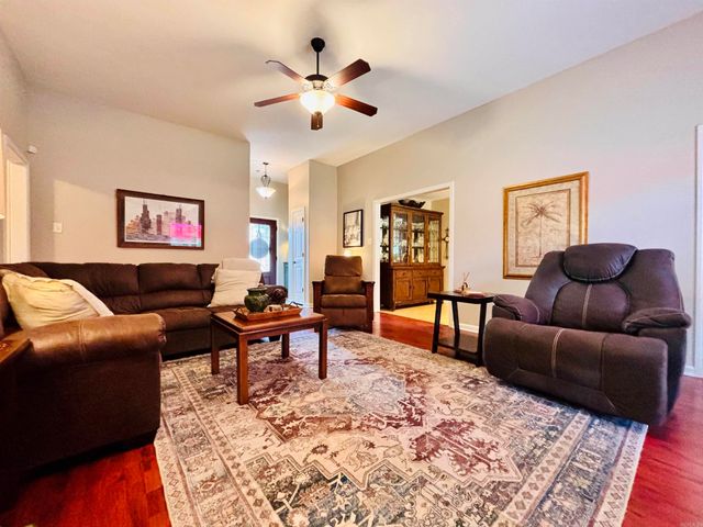 116 Sahalee Cove, Haskell, AR 72015