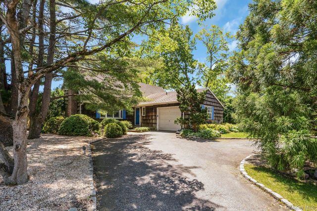 27 Arcadia Drive, Dix Hills, NY 11746