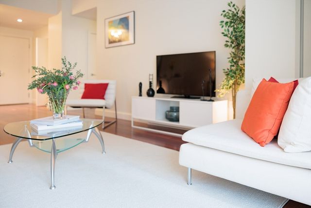 20 Second 222, Cambridge, MA 02141