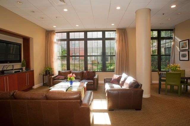 20 Second 222, Cambridge, MA 02141