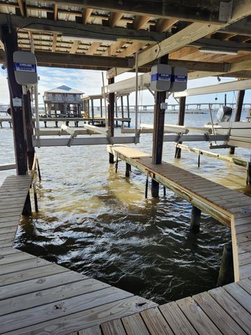 1772 Highway 1, Grand Isle, LA 70358