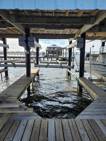 1772 Highway 1, Grand Isle, LA 70358