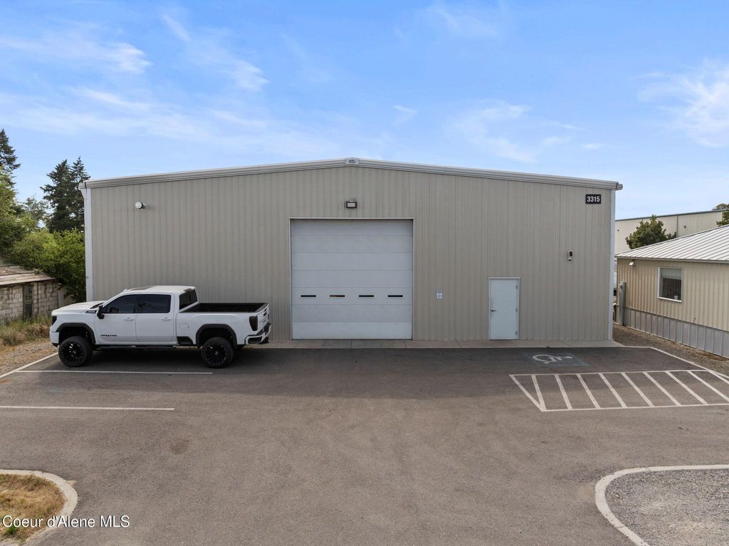 3315 N Tschirley Rd, Greenacres, WA 99016 photo 23