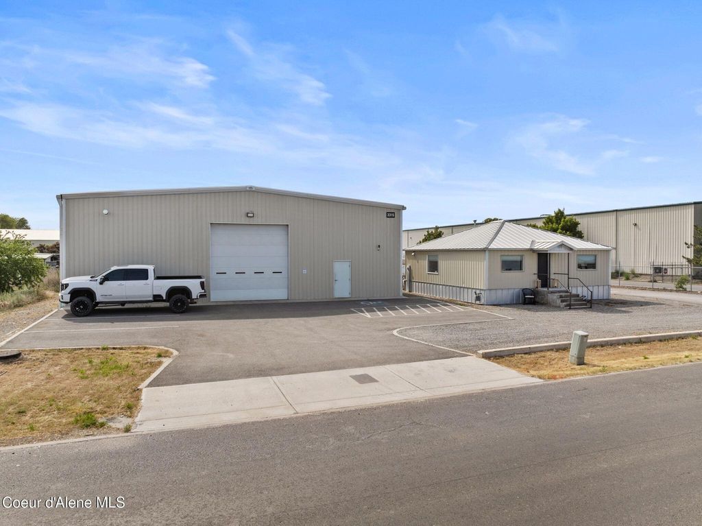 3315 N Tschirley Rd, Greenacres, WA 99016 photo 3