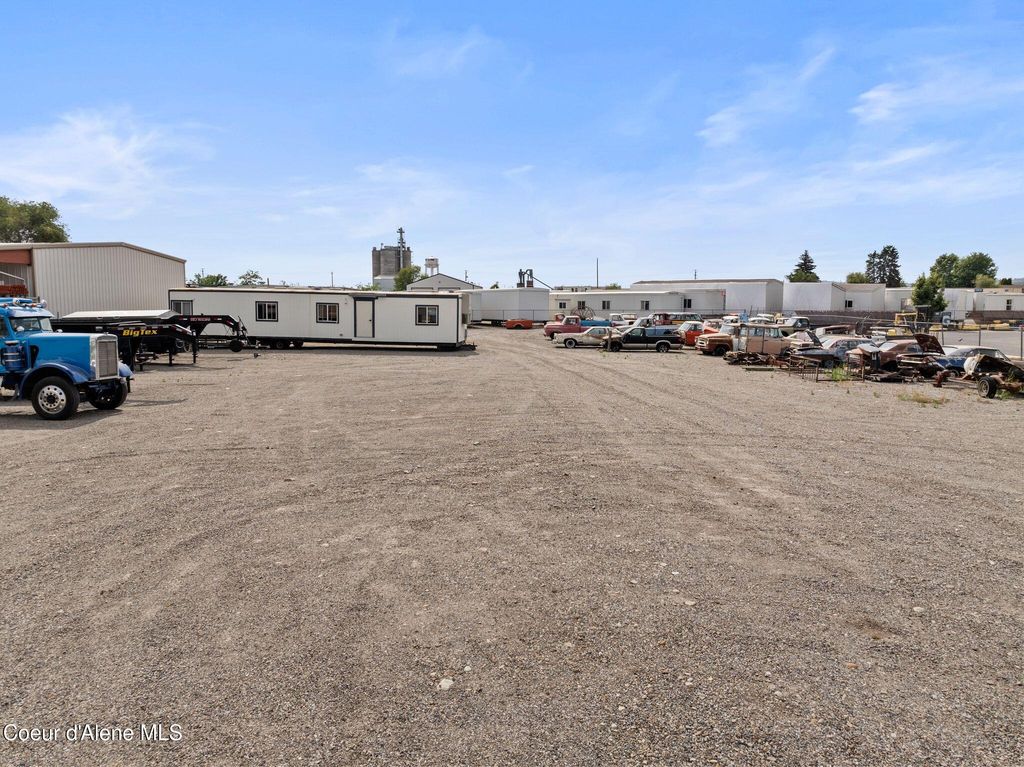 3315 N Tschirley Rd, Greenacres, WA 99016 photo 38