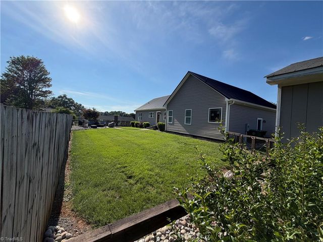 6861 Country Meadows Lane, Trinity, NC 27370