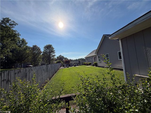 6861 Country Meadows Lane, Trinity, NC 27370
