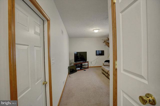 112 BAKER AND RUSSELL DR, Shippensburg, PA 17257