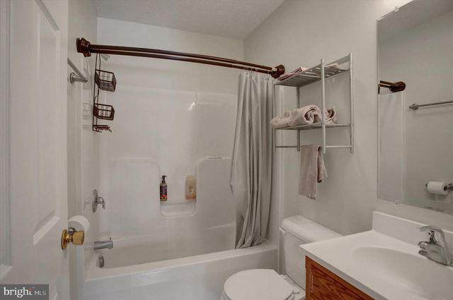 112 BAKER AND RUSSELL DR, Shippensburg, PA 17257