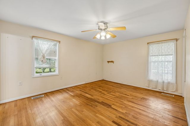 2610 Lockertsville Rd, Ashland City, TN 37015