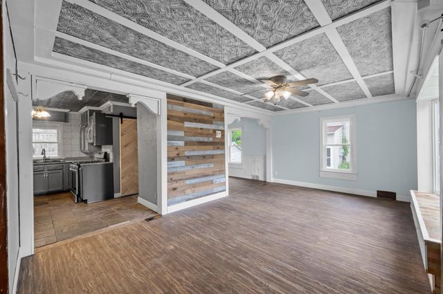 524 Madison Street, Anoka, MN 55303