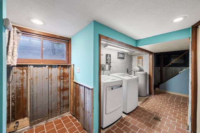 524 Madison Street, Anoka, MN 55303