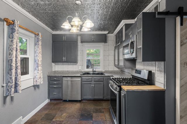 524 Madison Street, Anoka, MN 55303