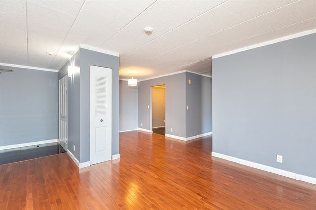 175 Quincy Shore Dr B33, Quincy, MA 02171