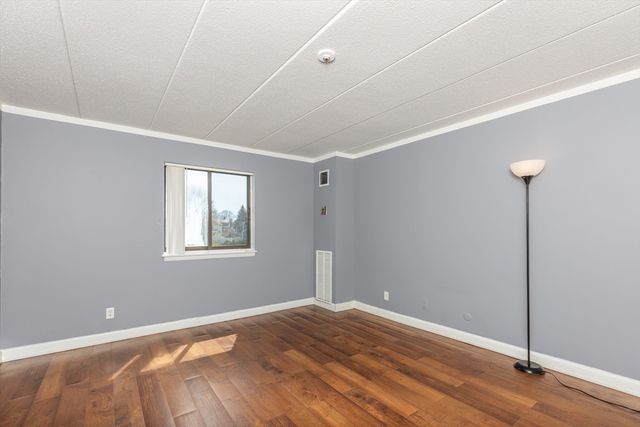 175 Quincy Shore Dr B33, Quincy, MA 02171