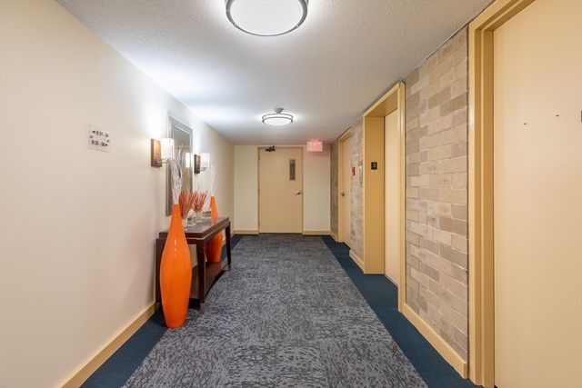 175 Quincy Shore Dr B33, Quincy, MA 02171