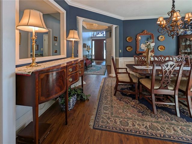 502 Independence Ct, Valencia Boro, PA 16059