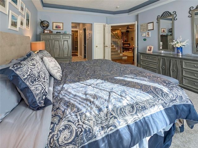 502 Independence Ct, Valencia Boro, PA 16059