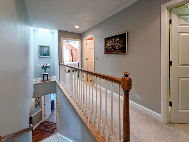 502 Independence Ct, Valencia Boro, PA 16059