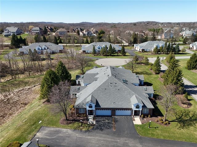 502 Independence Ct, Valencia Boro, PA 16059