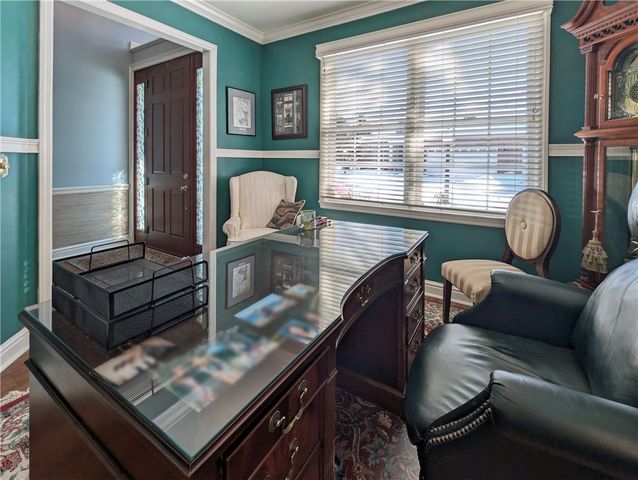 502 Independence Ct, Valencia Boro, PA 16059