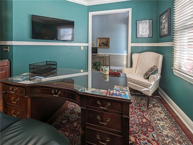 502 Independence Ct, Valencia Boro, PA 16059