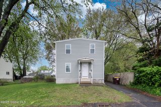 38 Natick Street, Colonie, NY 12205