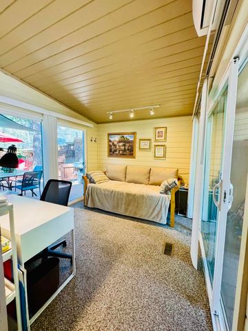 25995 Hwy 243 17, Idyllwild, CA 92549